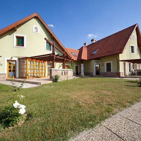 Kehida Termal & Kehidakustány