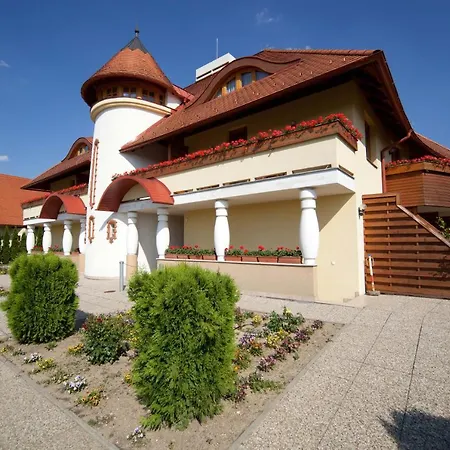 Kehida Termal & Hotell