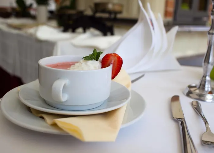 Kehida Termal & 4* ケヒダクスタニー